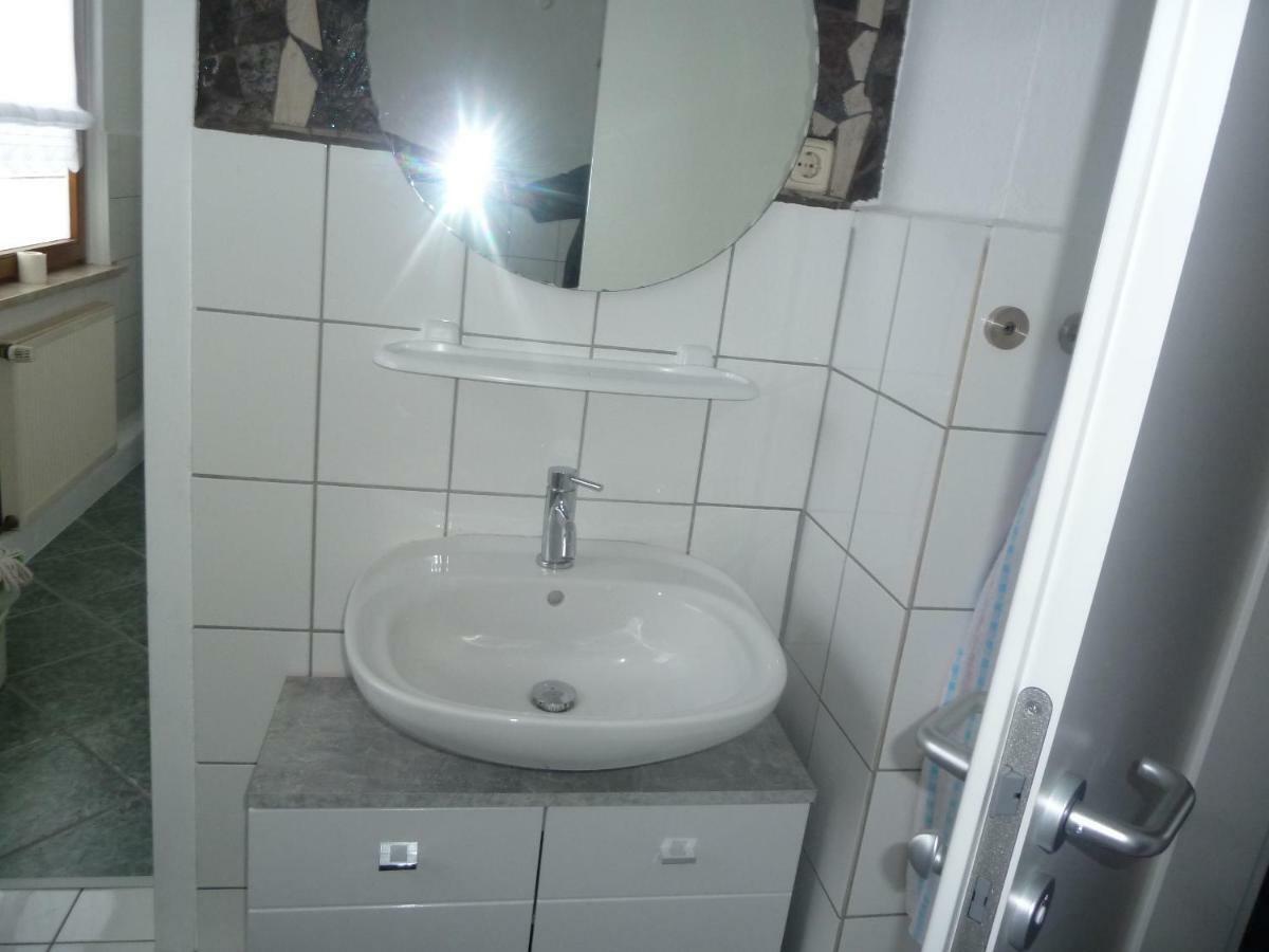 Im Gelben Haus Apartment Brotterode Exterior foto